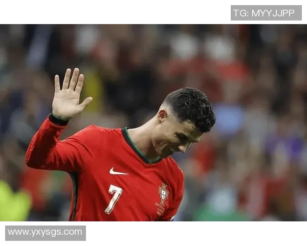 足球明星圣子揭晓他在绿茵场上的传奇故事与成就分析